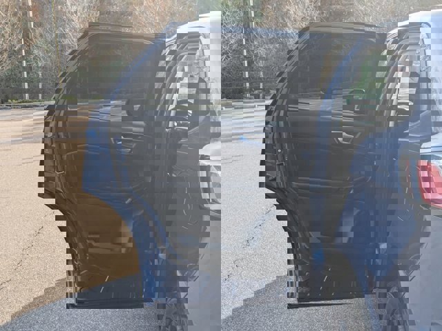 Certified 2023 Ford Edge SE w/ Black Appearance Package image 28