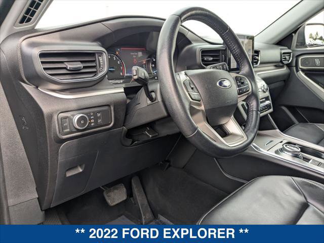 Certified 2022 Ford Explorer XLT w/ Equipment Group 202A image 12