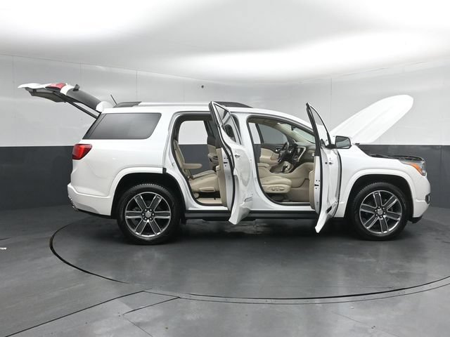 Used 2019 GMC Acadia Denali w/ Technology Package FWD image 61