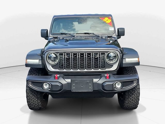 Used 2025 Jeep Wrangler Unlimited Rubicon AWD/4WD image 10