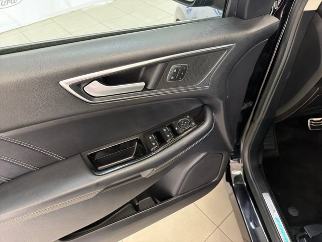 Certified 2018 Ford Edge Sport w/ Equipment Group 401A AWD/4WD image 13