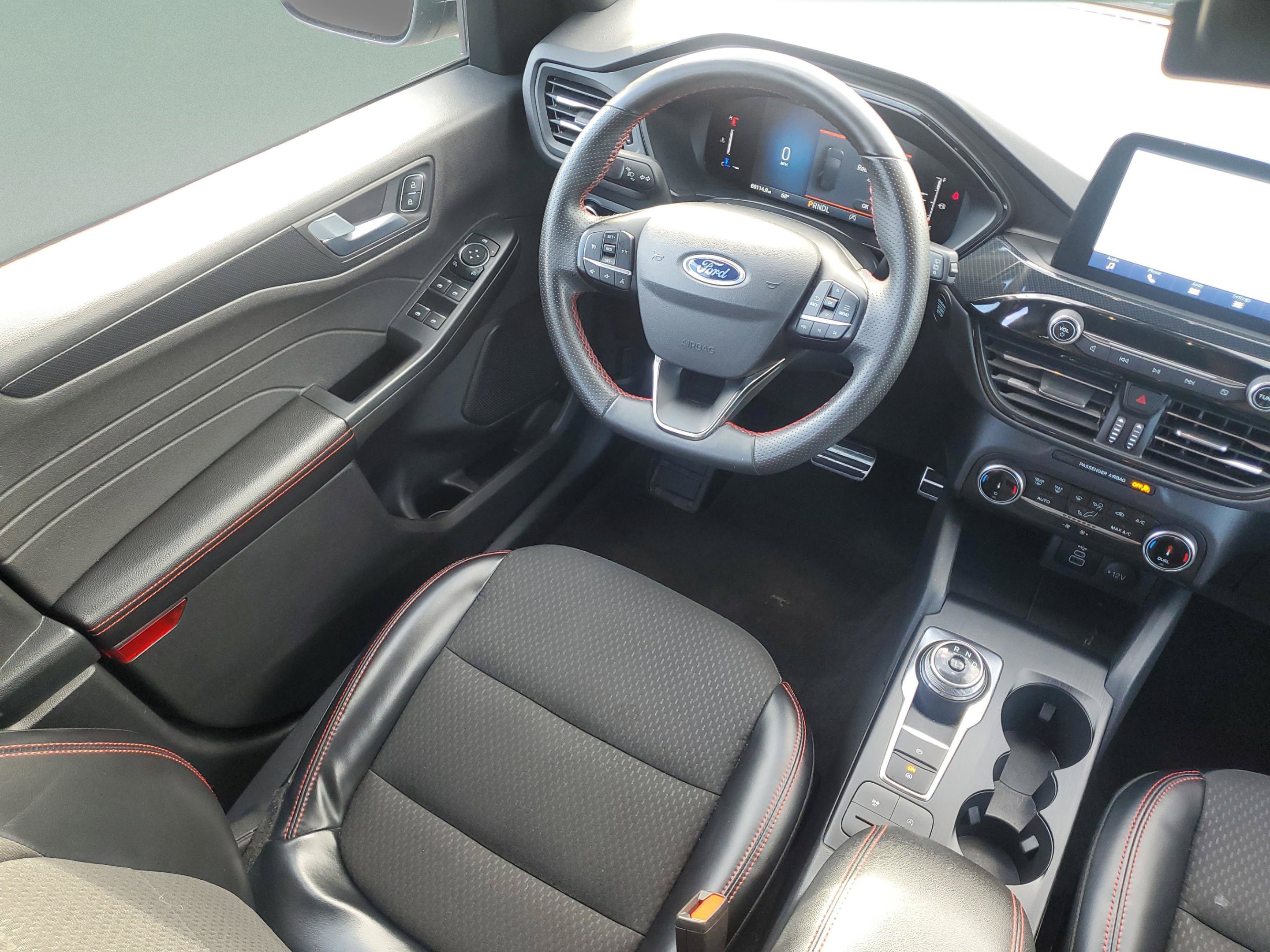 Certified 2024 Ford Escape ST-Line FWD image 17