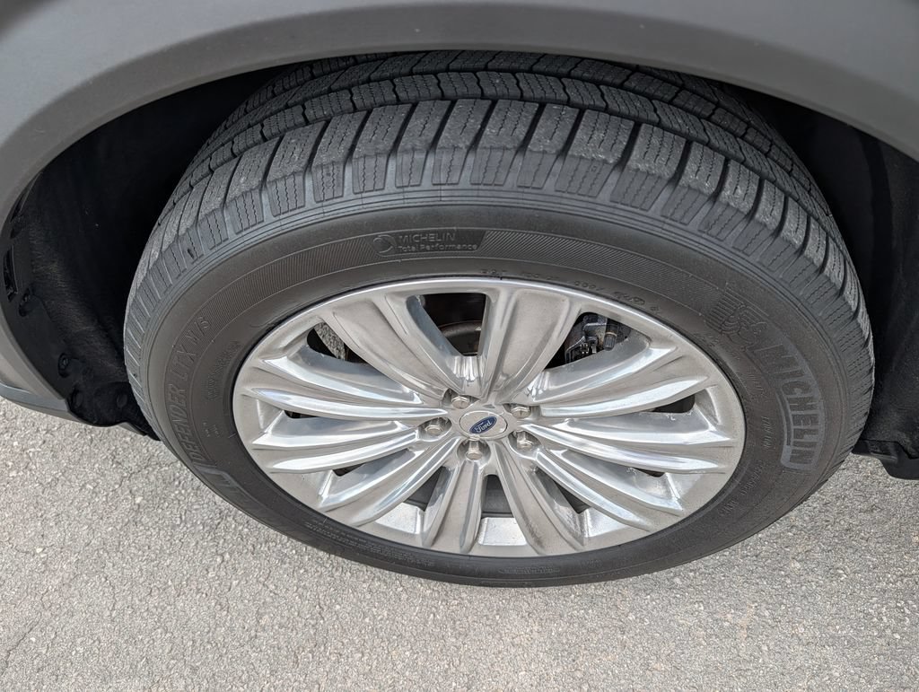 Certified 2020 Ford Explorer Limited AWD/4WD image 34