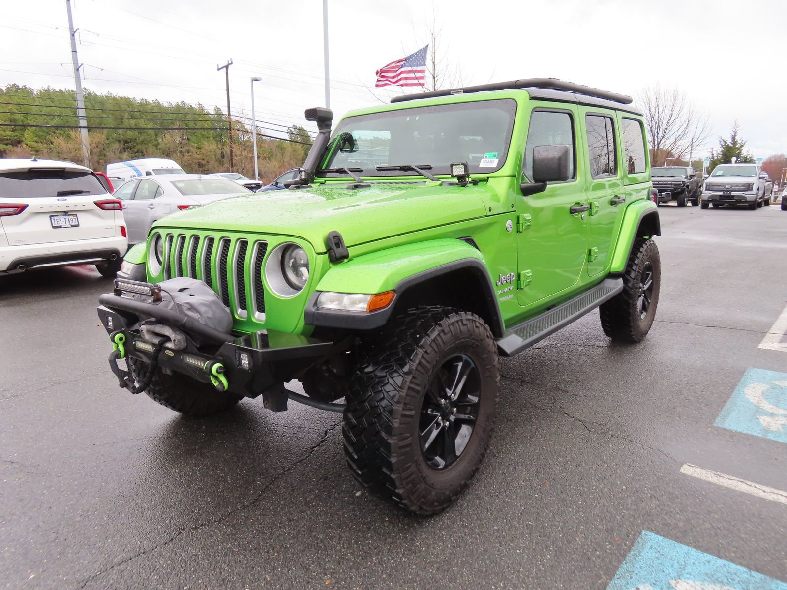 Used 2019 Jeep Wrangler Unlimited Sahara image 2