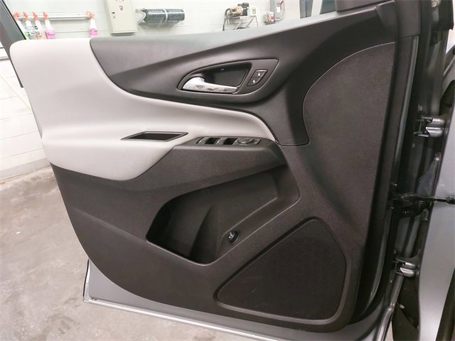 Used 2024 Chevrolet Equinox LT w/ Driver Convenience Package image 27