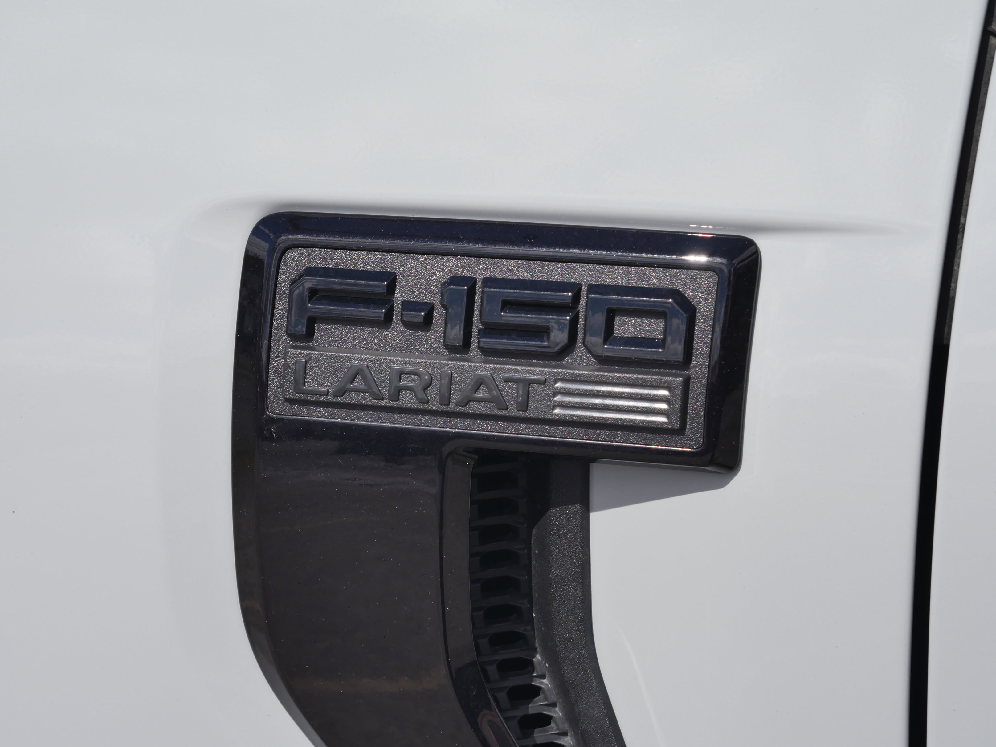 Certified 2024 Ford F150 Lariat w/ Tow/Haul Package AWD/4WD image 20