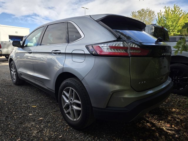 Certified 2024 Ford Edge SEL w/ Convenience Package AWD/4WD image 3