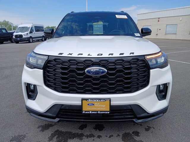 Certified 2025 Ford Explorer ST-Line w/ Premium Package AWD/4WD image 34