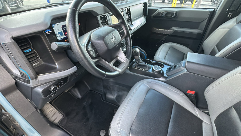 Certified 2023 Ford Bronco Black Diamond w/ Sasquatch Package image 10