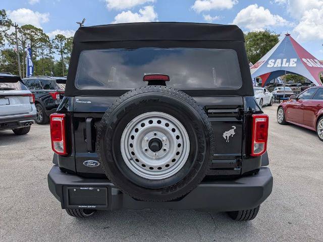 Certified 2025 Ford Bronco 4-Door AWD/4WD image 4