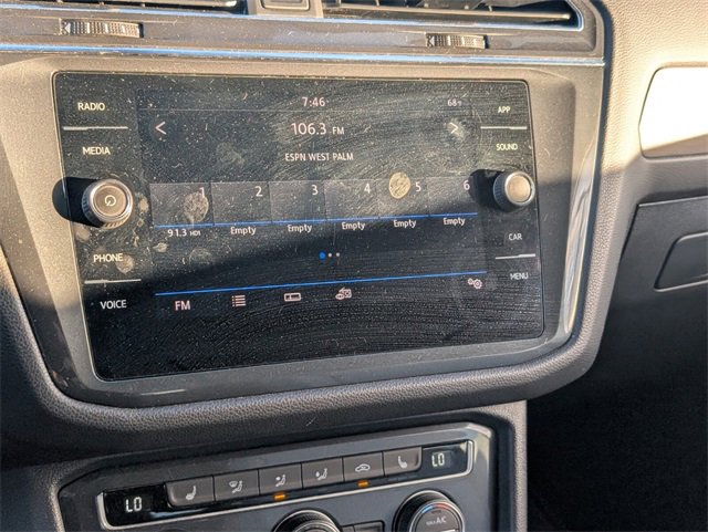 Used 2019 Volkswagen Tiguan SE image 17