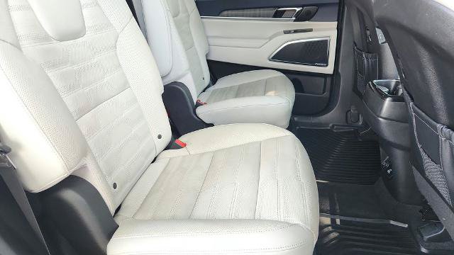 Used 2024 Kia Telluride SX Prestige w/ Towing Package AWD/4WD image 36