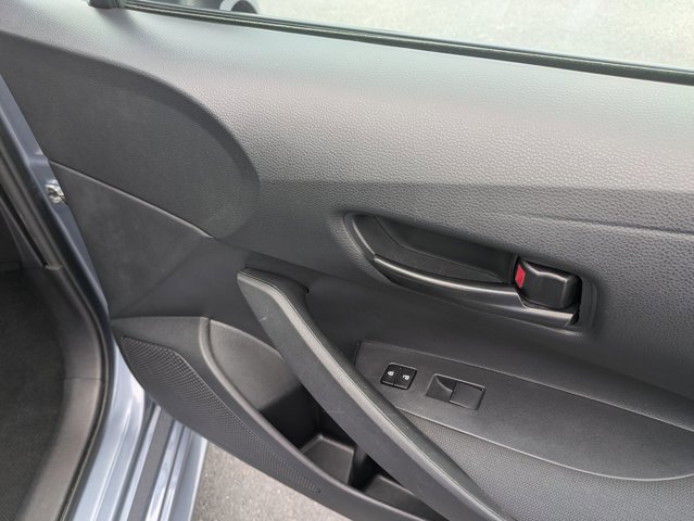 Used 2023 Toyota Corolla LE image 31