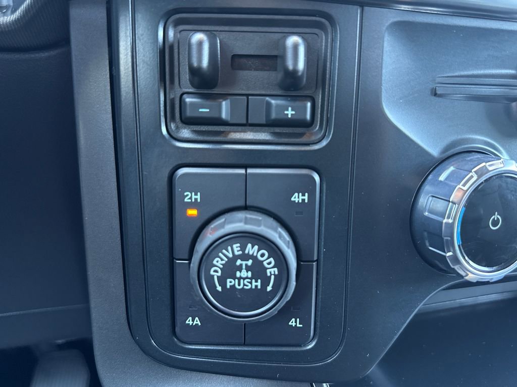 Certified 2025 Ford F150 Lariat AWD/4WD image 23