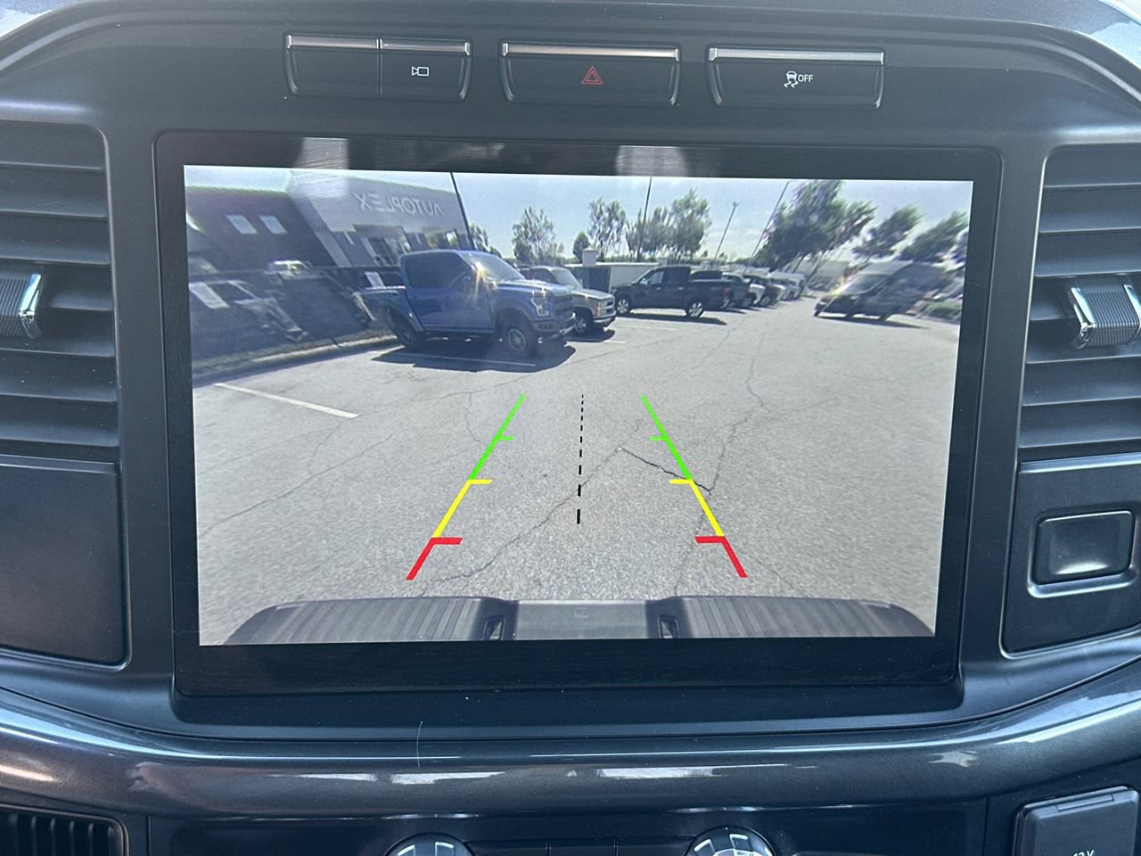 Certified 2022 Ford F150 XLT w/ Equipment Group 302A High image 30