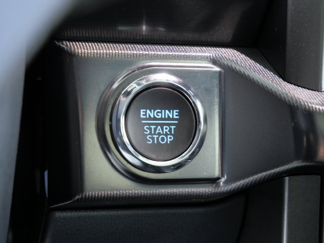 Certified 2025 Ford F150 Lariat AWD/4WD image 24