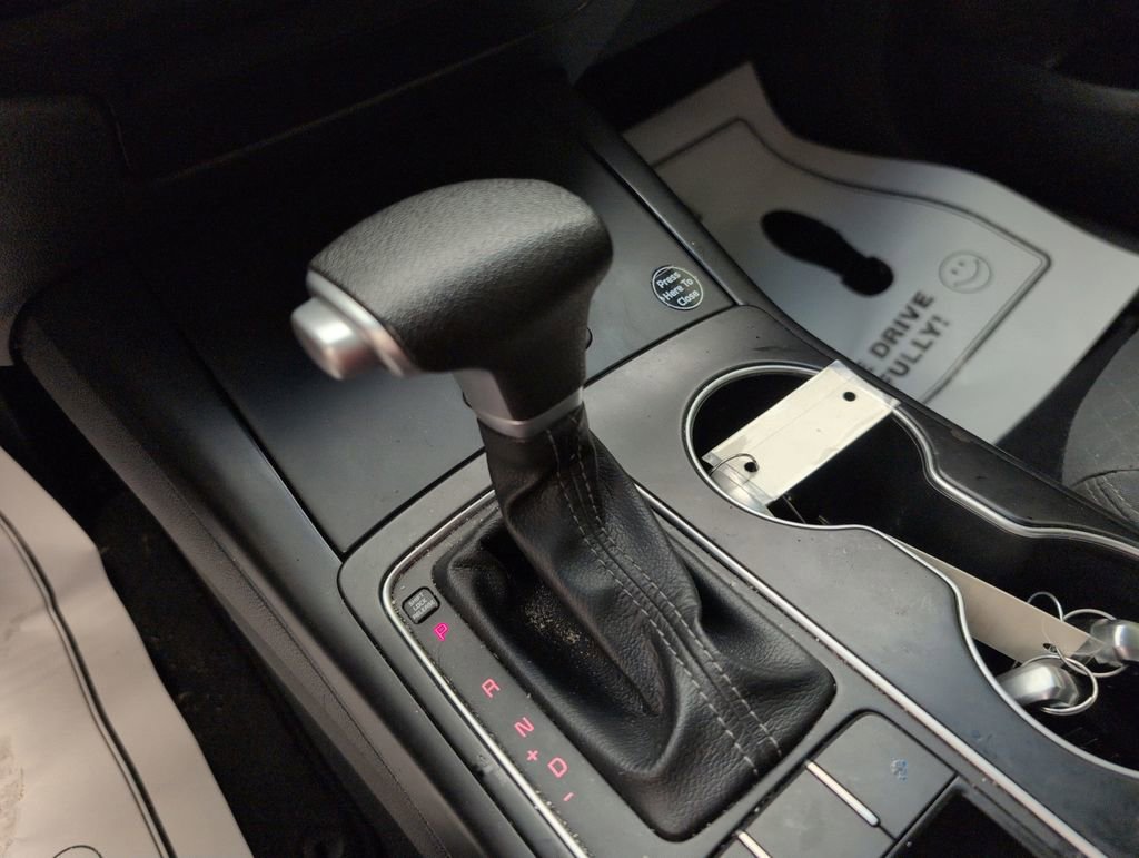 Used 2020 Kia Sorento LX FWD image 29