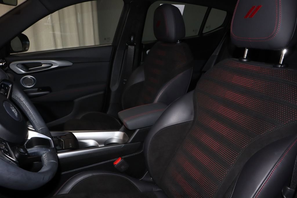 Used 2024 Dodge Hornet R/T Plus AWD/4WD image 26