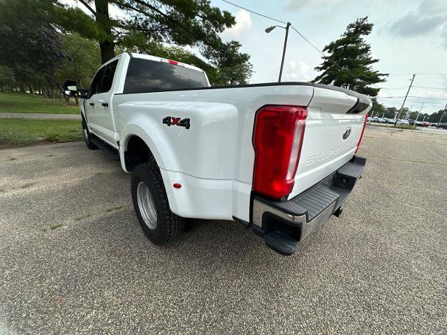 Certified 2025 Ford F350 XLT AWD/4WD image 27