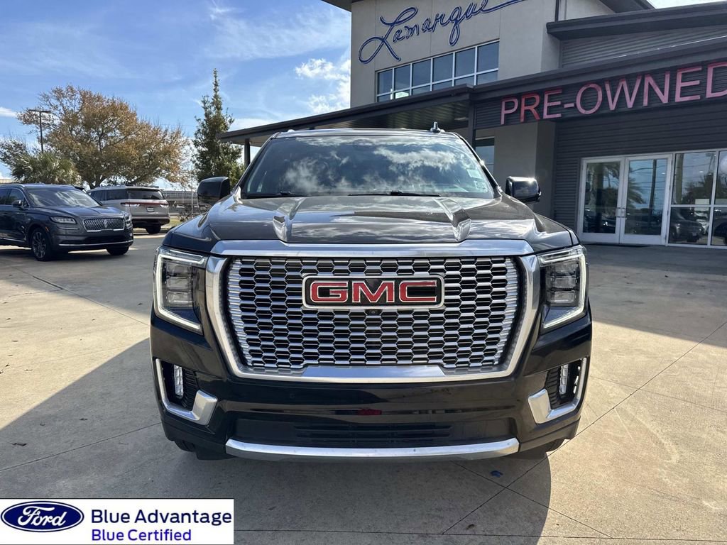 Used 2024 GMC Yukon XL Denali w/ Denali Reserve Package image 4