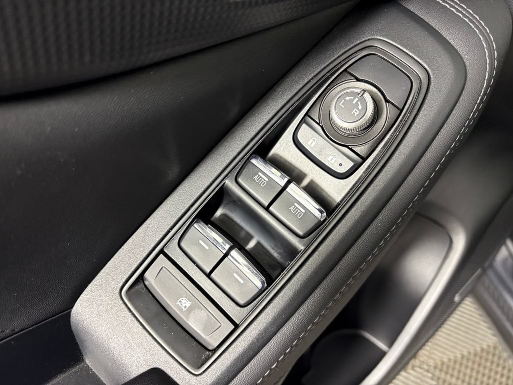 Used 2024 Subaru Forester Touring AWD/4WD image 12