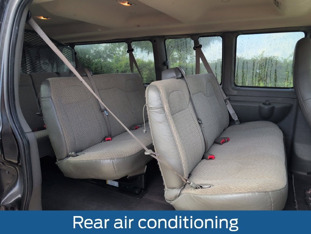 Used 2020 Chevrolet Express 3500 LT w/ LT Preferred Equipment Group RWD image 16