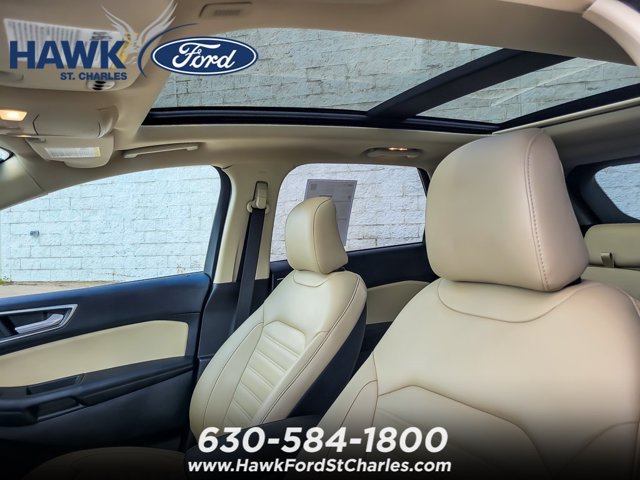 Certified 2022 Ford Edge SEL w/ Convenience Package AWD/4WD image 9