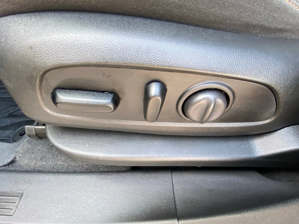 Used 2021 Chevrolet Equinox LT FWD image 10