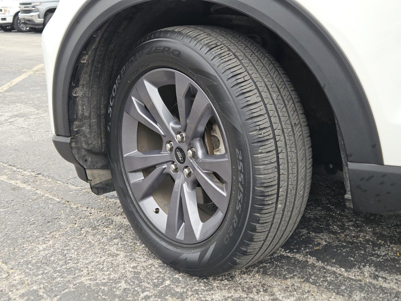 Certified 2022 Ford Explorer XLT w/ Equipment Group 202A image 34