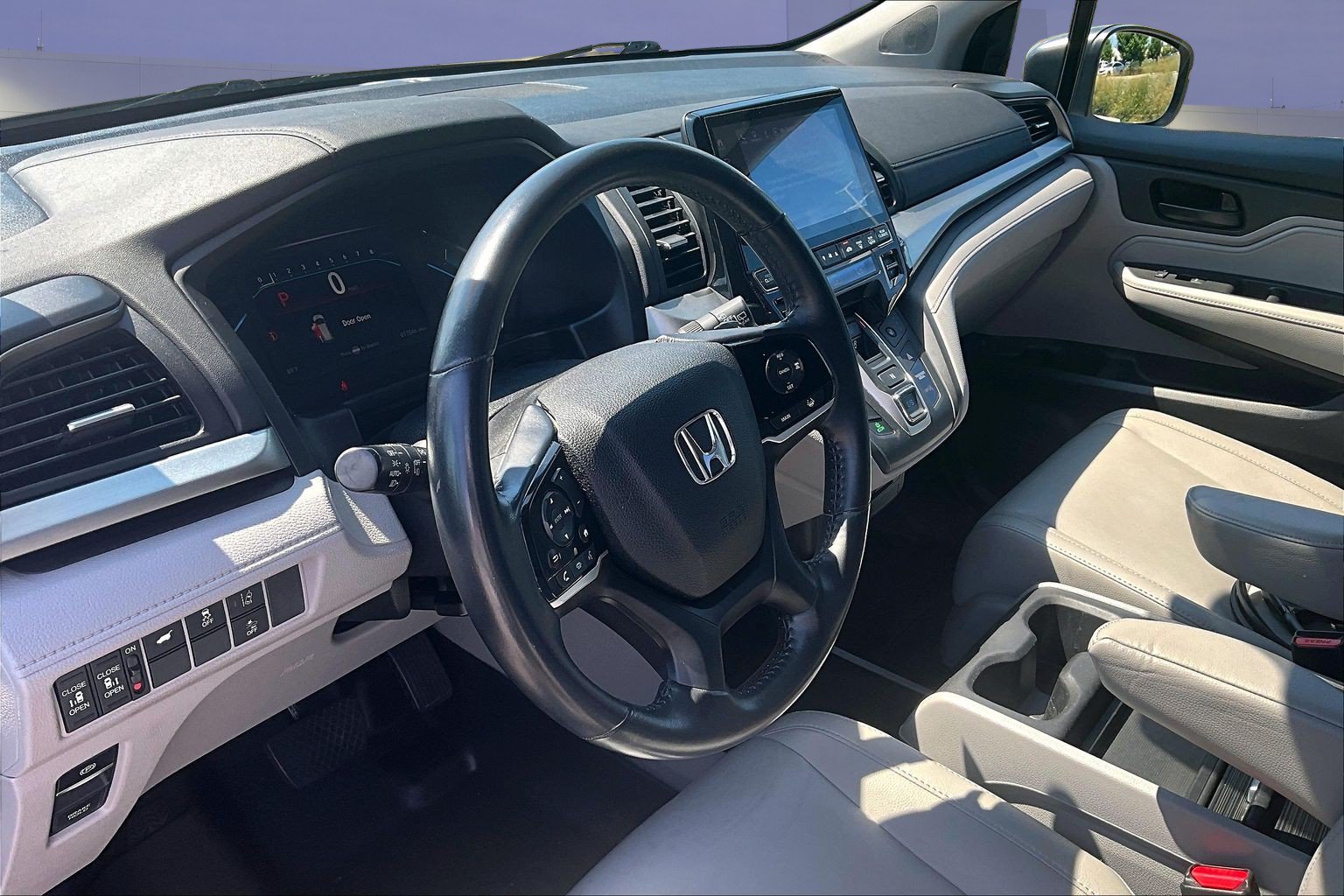 Used 2018 Honda Odyssey EX-L image 17