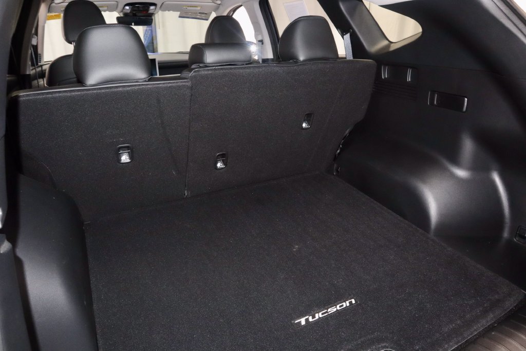 Used 2025 Hyundai Tucson SEL FWD image 16