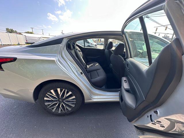 Used 2024 Nissan Altima 2.5 SV FWD image 28