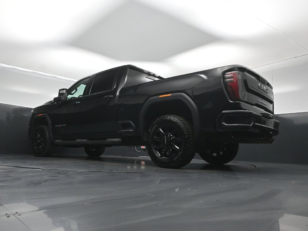 Used 2024 GMC Sierra 2500 AT4 w/ Technology Package AWD/4WD image 47