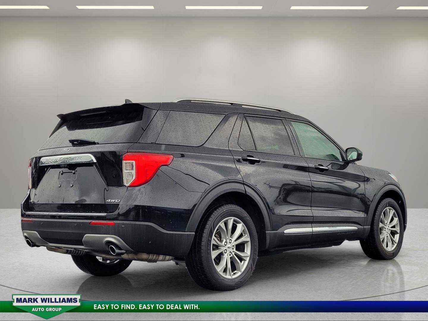 Certified 2022 Ford Explorer Limited AWD/4WD image 4