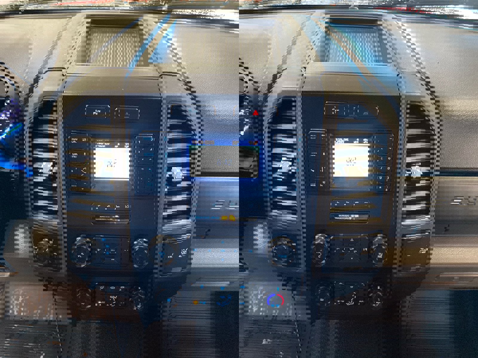 Certified 2021 Ford F250 XL w/ STX Appearance Package image 22