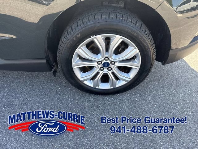 Certified 2022 Ford Edge Titanium w/ Equipment Group 301A AWD/4WD image 19
