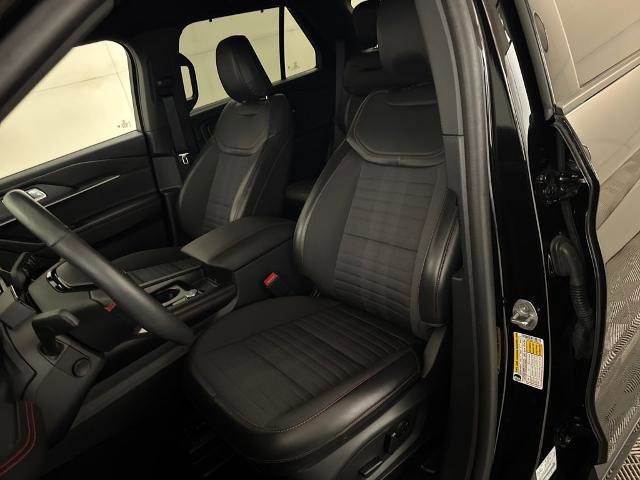 Certified 2025 Ford Explorer ST-Line w/ Premium Package image 17