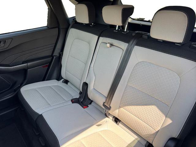 Certified 2025 Ford Escape Active FWD image 13