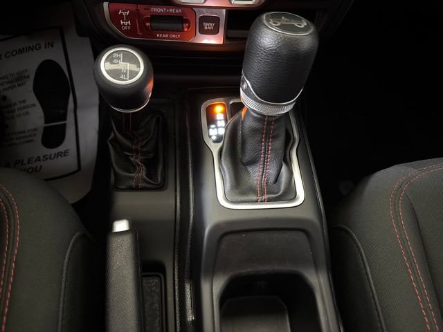 Used 2018 Jeep Wrangler Unlimited Rubicon AWD/4WD image 18