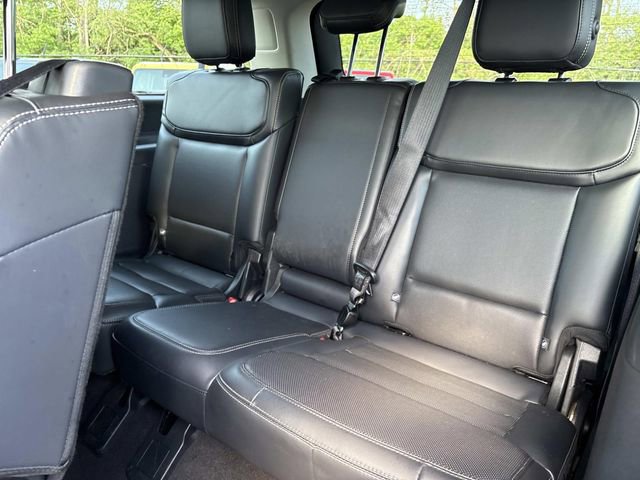Certified 2025 Ford Expedition Max Platinum image 19