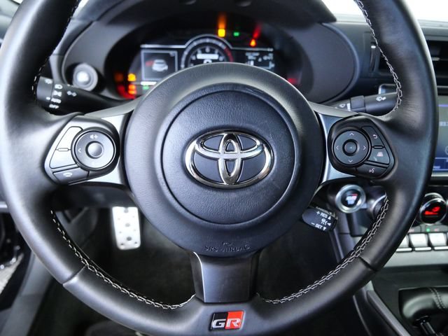 Used 2024 Toyota GR86 Premium RWD image 21