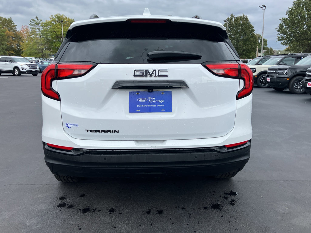 Used 2020 GMC Terrain SLT w/ Preferred Package image 4