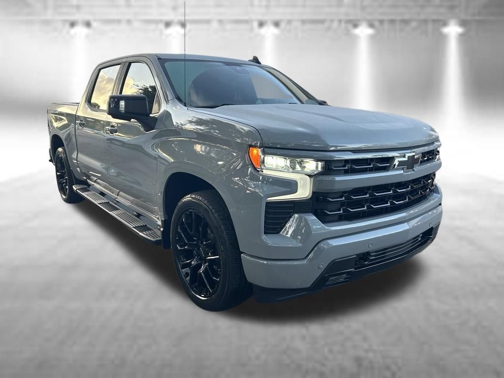 Used 2024 Chevrolet Silverado 1500 RST w/ Convenience Package II RWD image 2