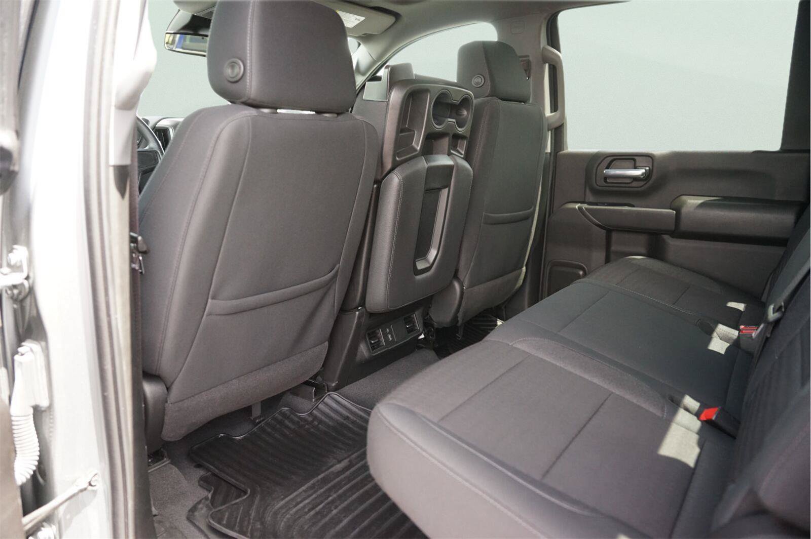 Used 2024 Chevrolet Silverado 2500 Custom w/ Custom Value Package AWD/4WD image 11
