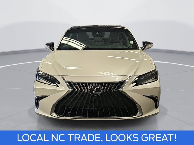 Used 2024 Lexus ES 350 Ultra Luxury w/ Accessory Package (Z2) FWD image 8