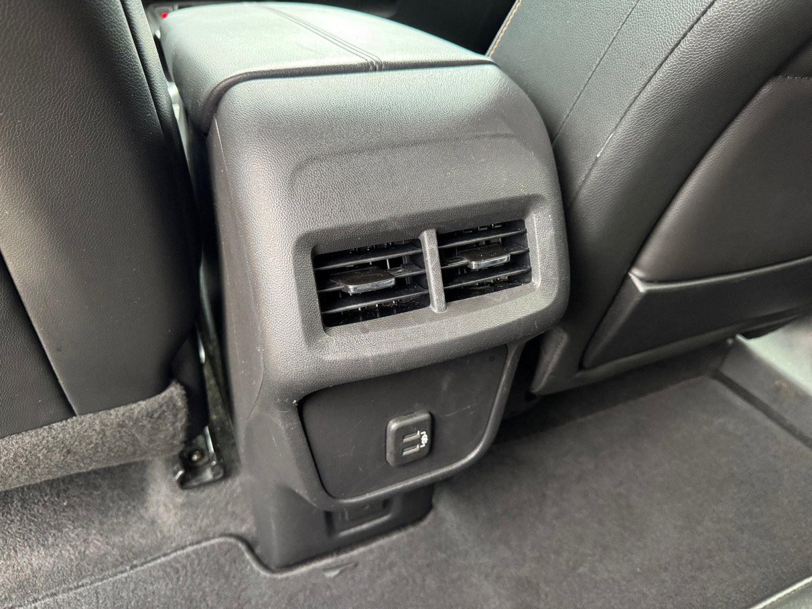 Used 2020 GMC Terrain SLT w/ Preferred Package FWD image 17