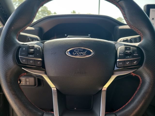 Certified 2025 Ford Explorer ST-Line w/ ST-Line Street Pack AWD/4WD image 13