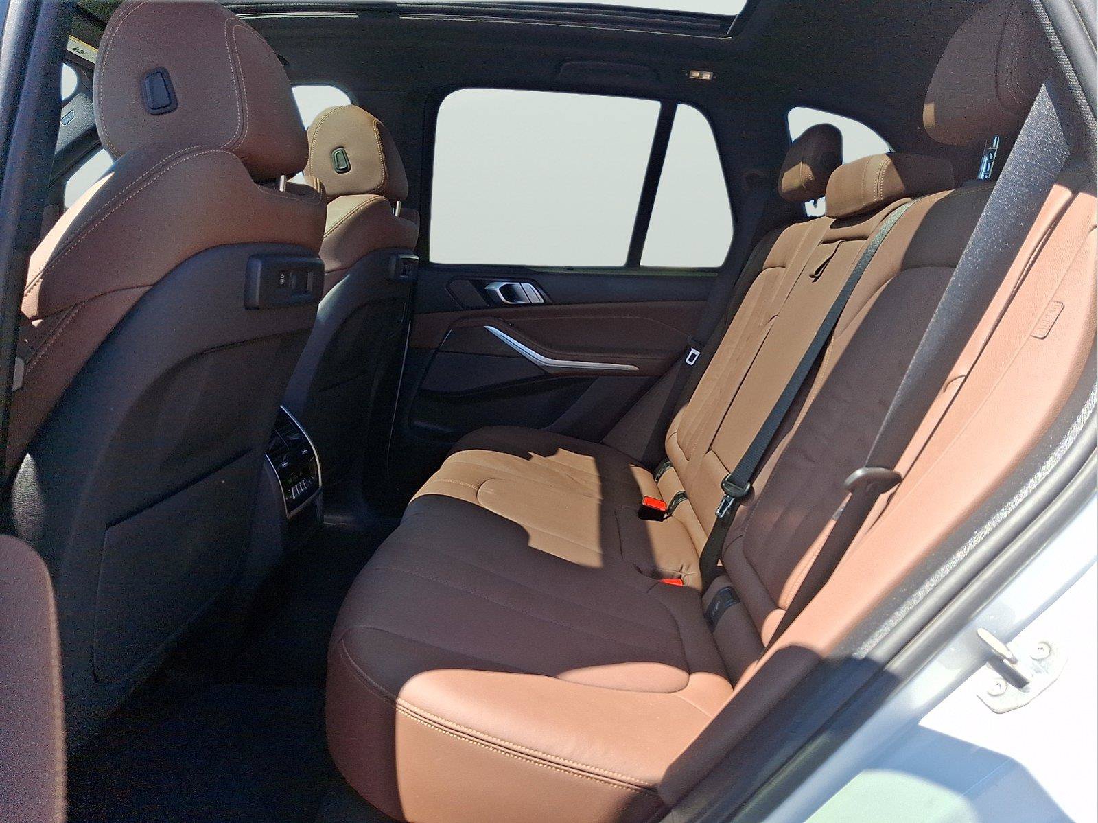 Used 2019 BMW X5 xDrive40i w/ Premium Package 2 AWD/4WD image 8