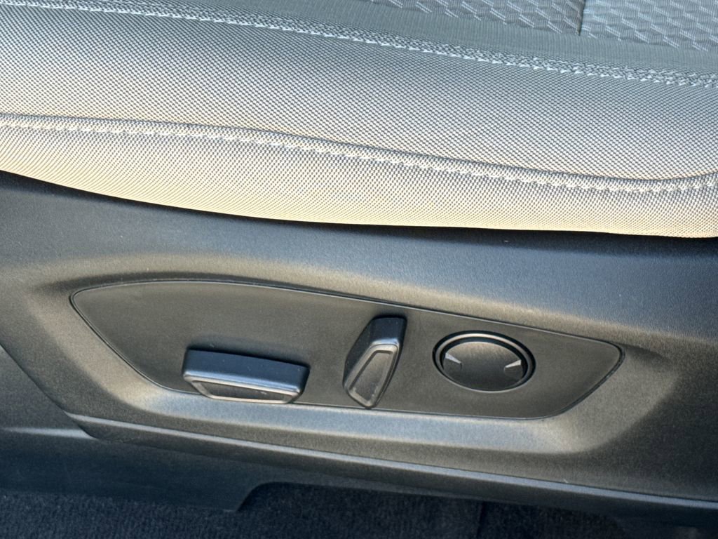 Certified 2023 Ford Explorer XLT image 23