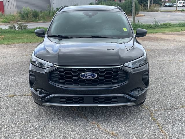 Certified 2024 Ford Escape ST-Line w/ Equipment Group 301A FWD image 2